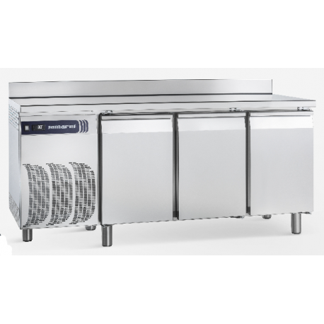 Samaref 3 door counter freezer TS3 P PA BT